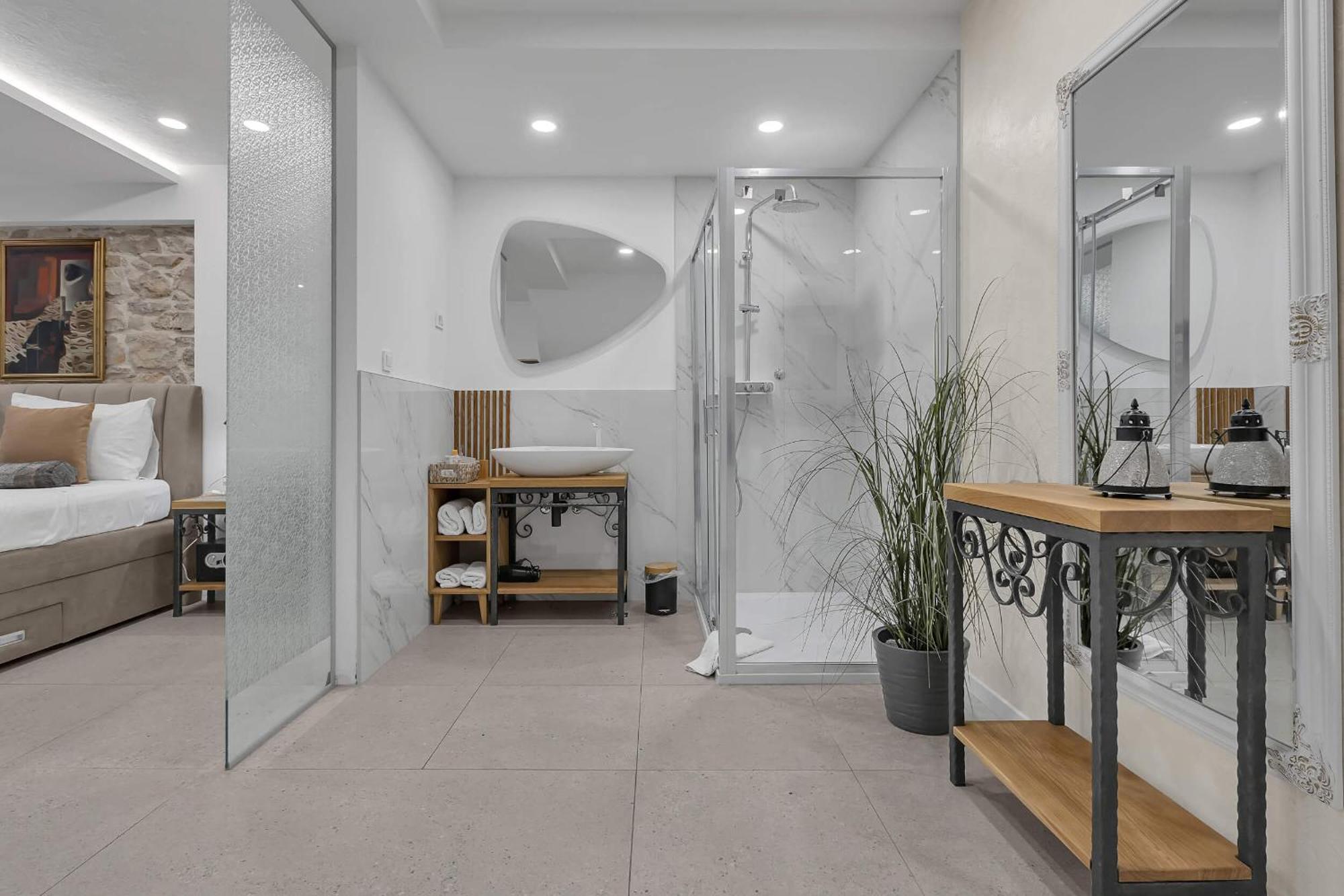 Luxury Rooms Palace B&B 马卡尔斯卡 外观 照片
