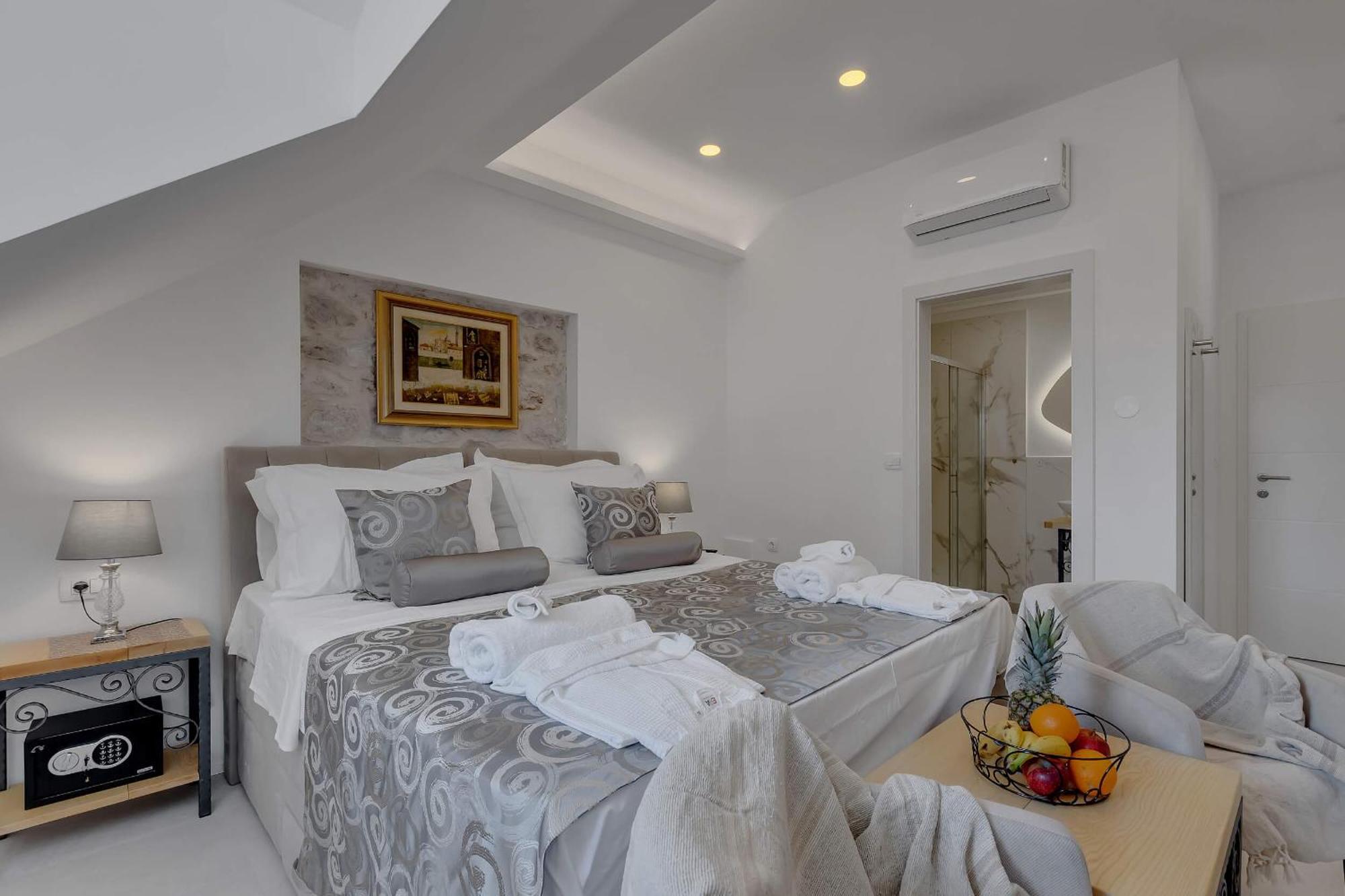 Luxury Rooms Palace B&B 马卡尔斯卡 外观 照片