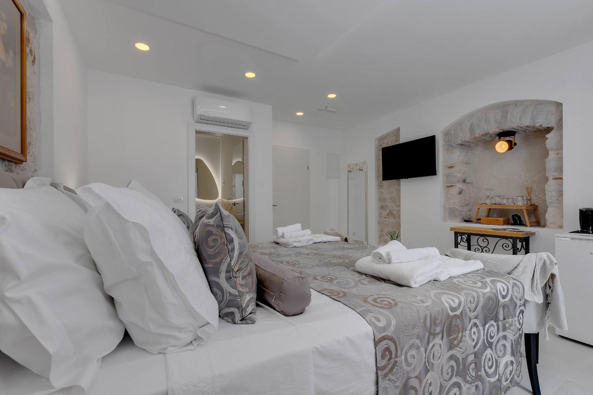 Luxury Rooms Palace B&B 马卡尔斯卡 外观 照片